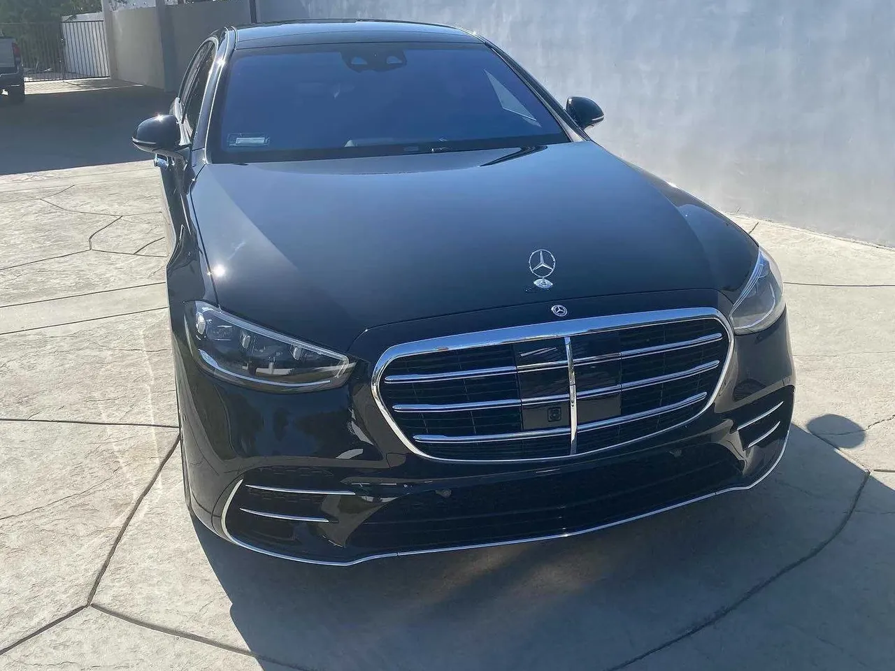 Mercedes-Benz S-Class wedding car rental Mercedes-Benz S-Class wedding car rental